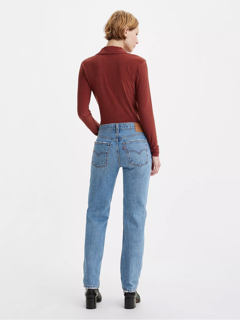 Levi's High-Rise Straight Jeans in Light Blue Premium Middy Straight Size 26 - Picture 2 of 13